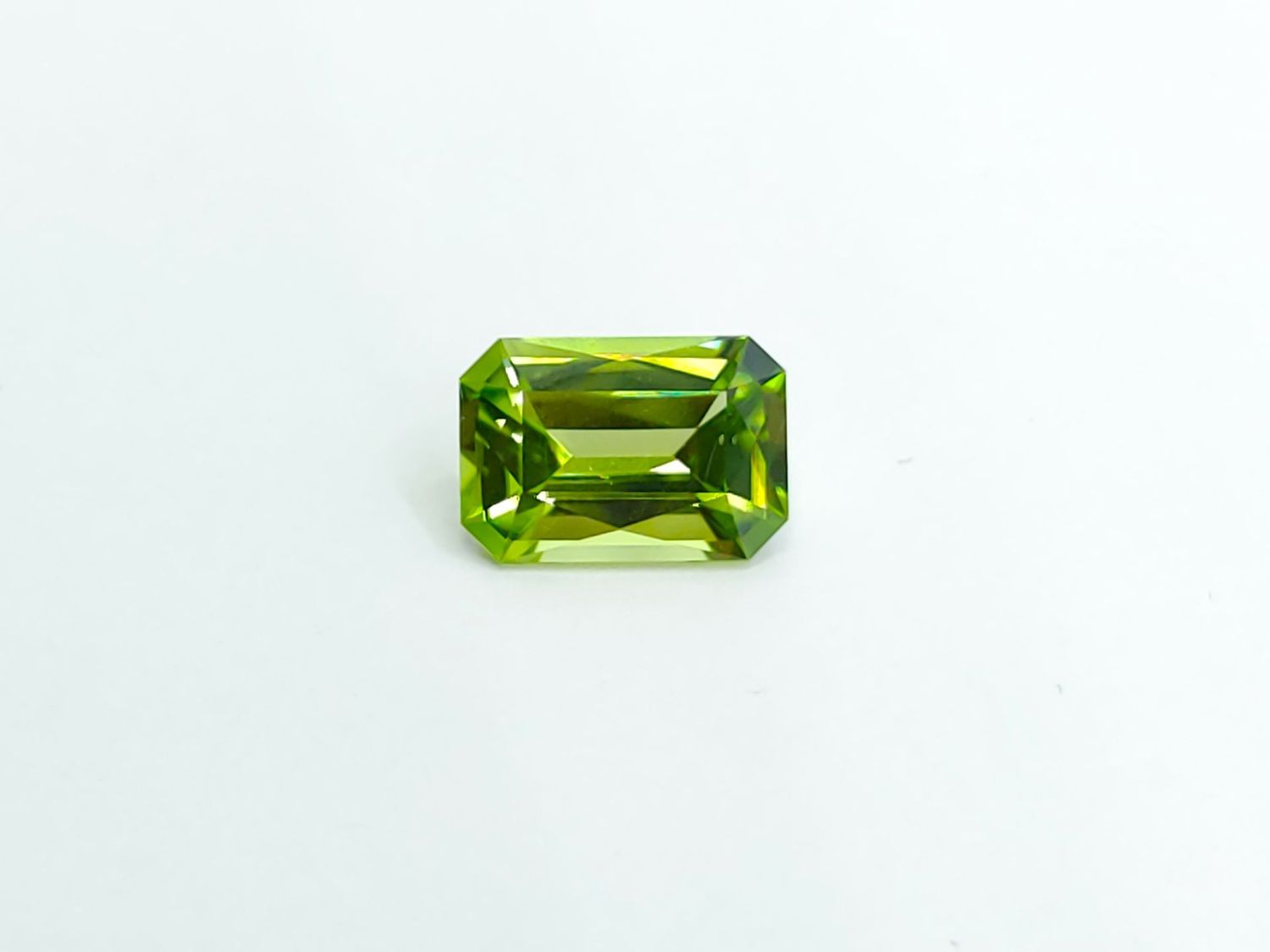 2.70ct Peridot