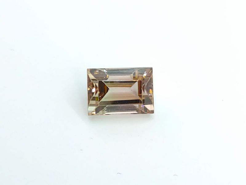 10.11ct Bi-Color Tourmaline