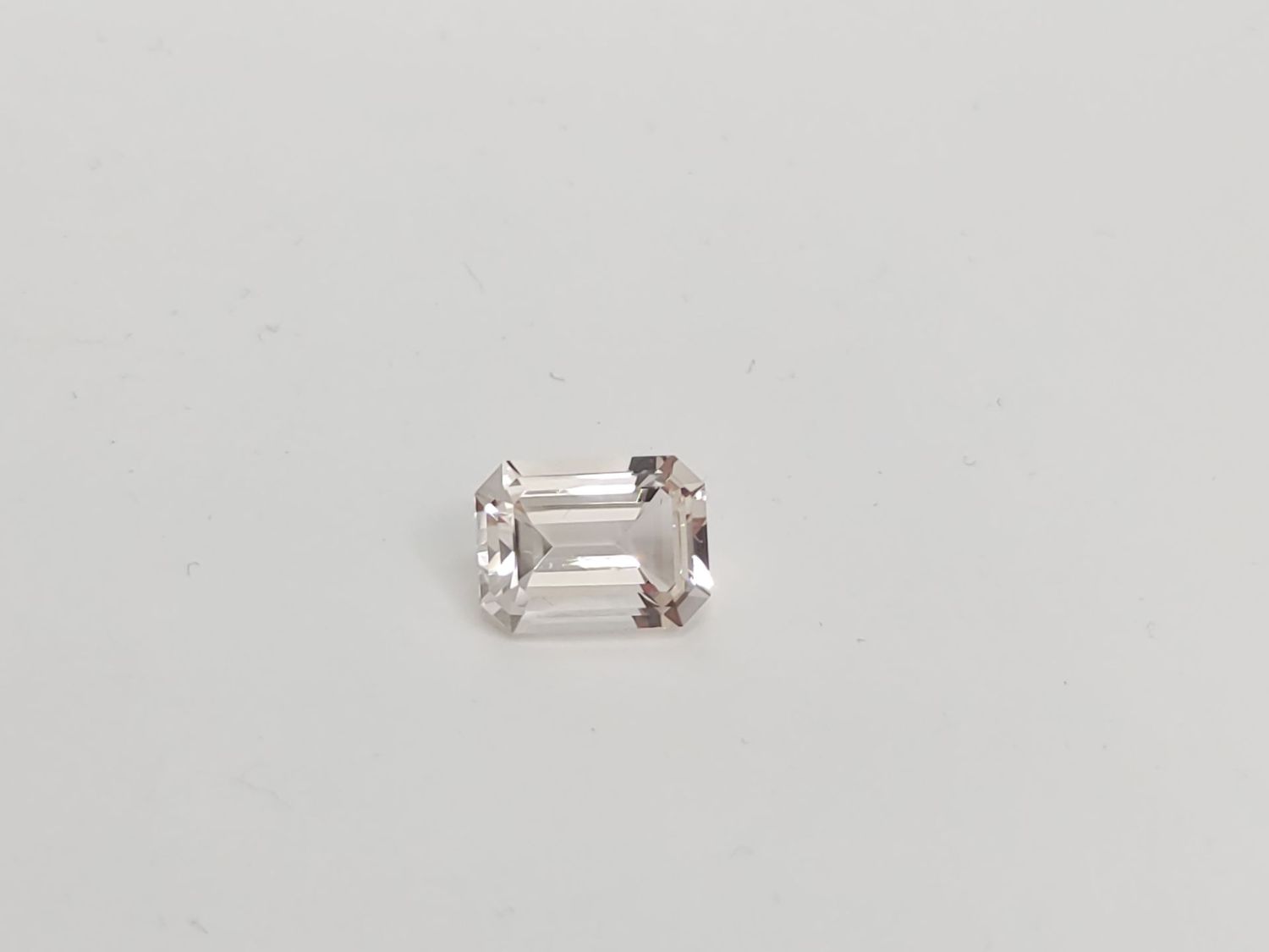 4.34ct  Nigerian Very Light Orangy/Pink  Topaz