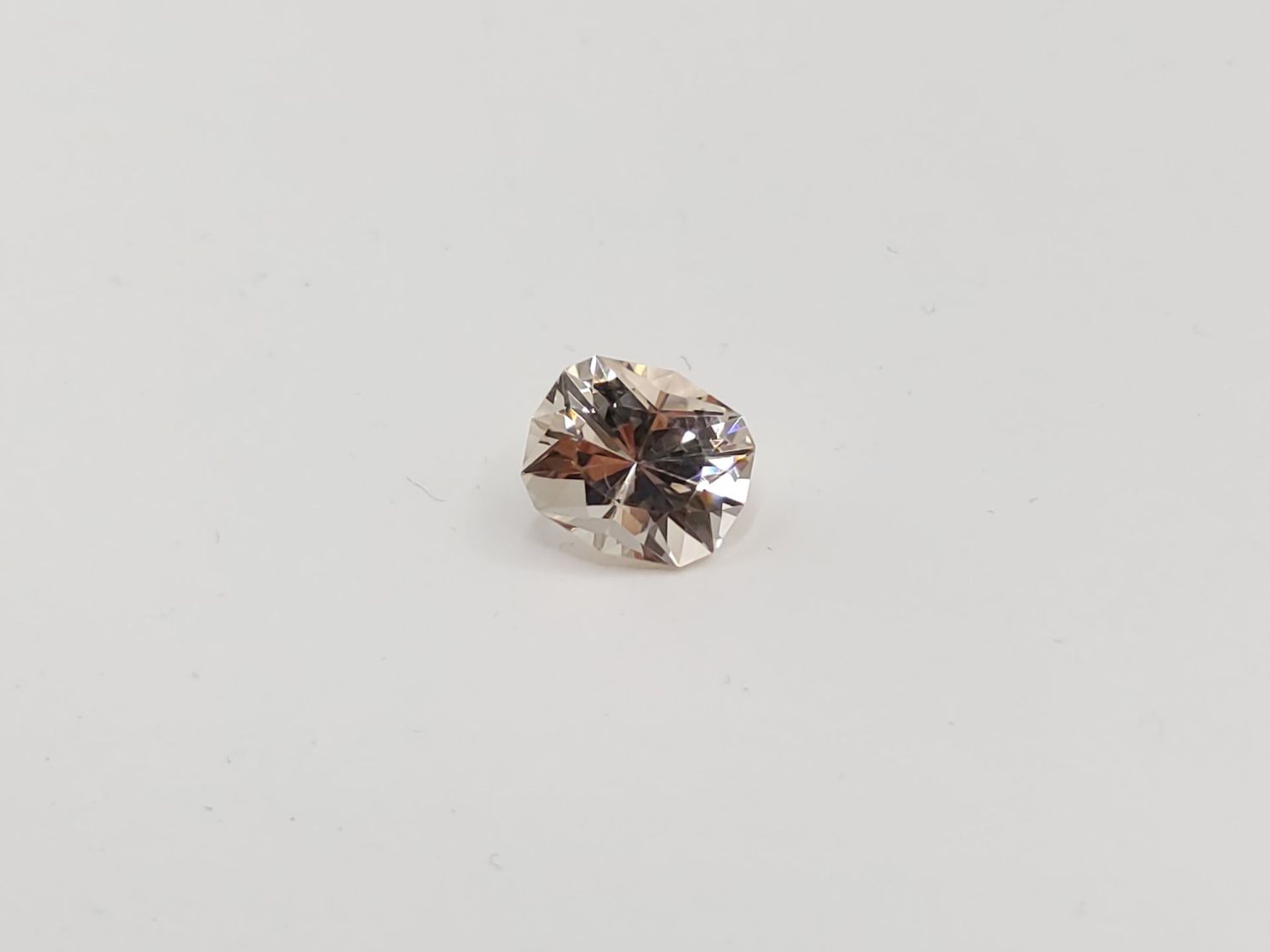 4.27ct  Nigerian Very Light Orangy/Pink  Topaz