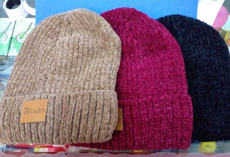 GORRO DE LANA TEJIDO WINTER CHENILL 