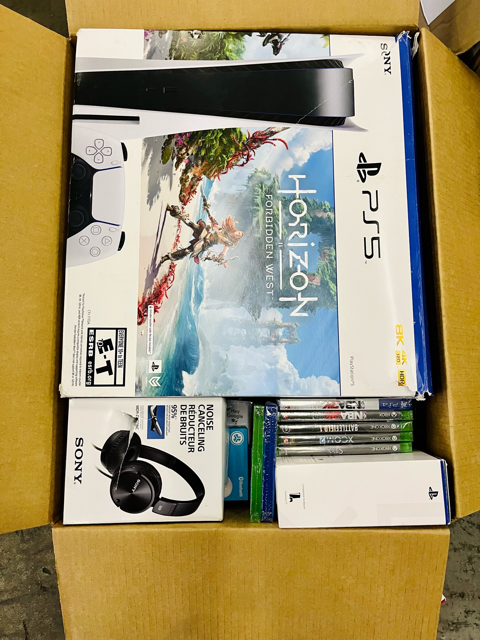 PREMIUM TARGET ELECTRONICS MYSTERY BOX