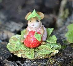 Wee Forest Folk - Pint Size Picker