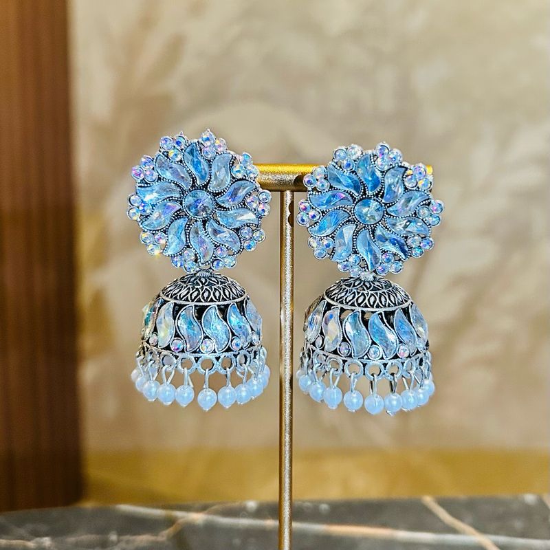 Jhumka groot zilverkleurig