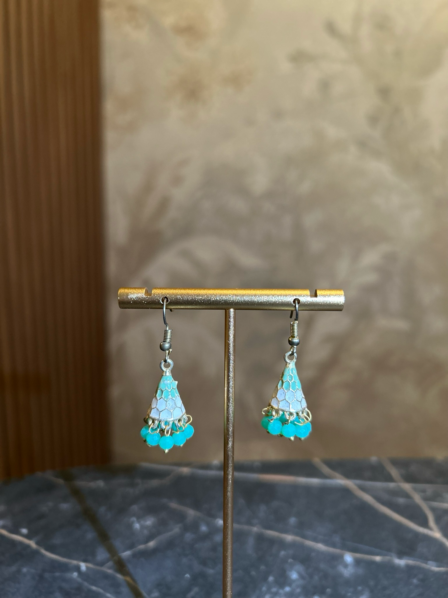 Jhumka klein turqouise wit