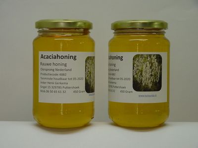 Acaza 450 gram 100% honing, Koud geslingerd en ongemengd Zoals de natuur het bedoeld heeft.
