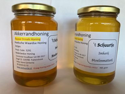 Akkerand 500 gram Per stuk is grof gezeeft en goed tegen hooikoorts 100% Koud geslingerd en gemend met rauwe Balsemien honing zoals de natuur heeft bedoeld .