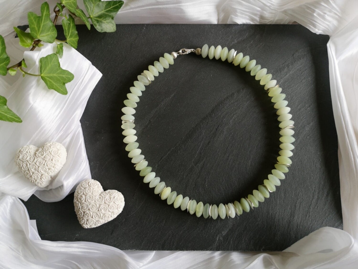 Edelstein-Halskette „grüne Jade“