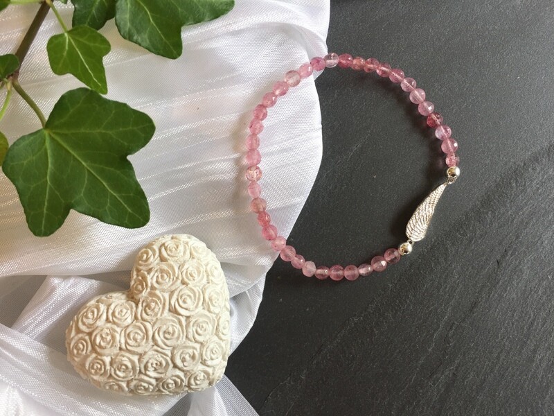 Edelstein-Armband „Erdbeerquarz“