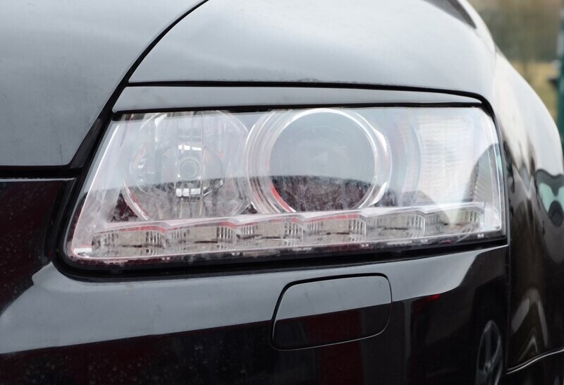 Scheinwerferblendensatz für Audi A6 4F Bj. 2004-2011 Scheinwerferblendensatz für Audi A6 4F Bj. 2004-2011