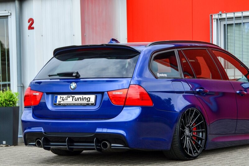 Gefräster Heckansatz für BMW 3er E90+E91 M-Paket Facelift Gefräster Heckansatz für BMW 3er E90+E91 M-Paket Facelift
