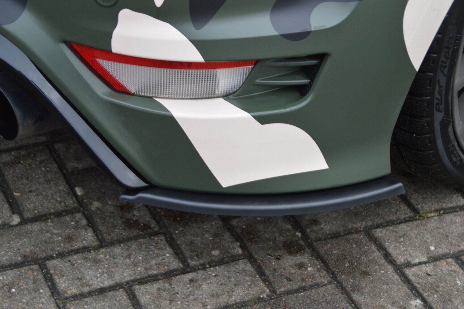 Spoilerecken Seitenteile Splitter für Ford Focus 2 RS DA3 Bj: 2009-2010