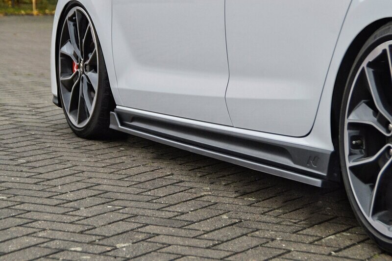 CUP Seitenschweller für Hyundai I30N ab Bj.2017- CUP Seitenschweller für Hyundai I30N ab Bj.2017-