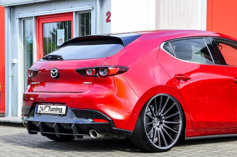 Gefräster Heckansatz aus ABS für Mazda 3 BP Gefräster Heckansatz aus ABS für Mazda 3 BP