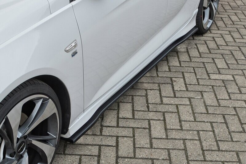 CUP Seitenschweller für Opel Insignia B Sportstourer OPC Line ab 2017- CUP Seitenschweller für Opel Insignia B Sportstourer OPC Line ab 2017-