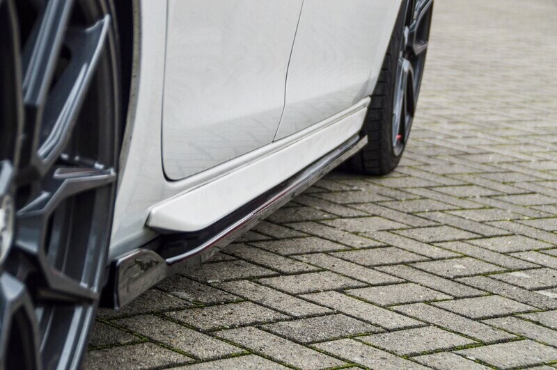 Cup Seitenschweller mit Wing für Peugeot 308 GT+GT-Line Facelift SW kombi Cup Seitenschweller mit Wing für Peugeot 308 GT+GT-Line Facelift SW kombi