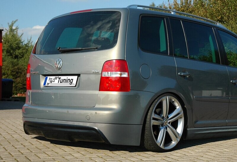 Heckansatz im R-Look für VW Touran Facelift 1T GP Heckansatz im R-Look für VW Touran Facelift 1T GP
