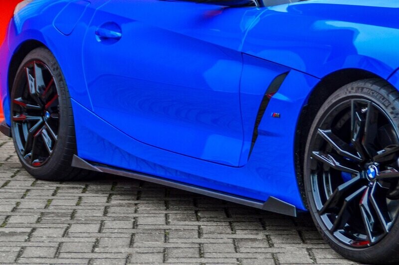 CUP Seitenschweller mit Wing vorne + hinten passend für BMW Z4 G29 mit M-Paket CUP Seitenschweller mit Wing vorne + hinten passend für BMW Z4 G29 mit M-Paket