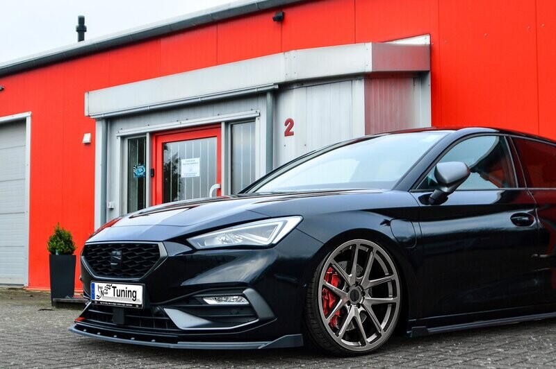 Cup Frontspoilerlippe mit Wings für Seat Leon KL +ST Cup Frontspoilerlippe mit Wings für Seat Leon KL +ST