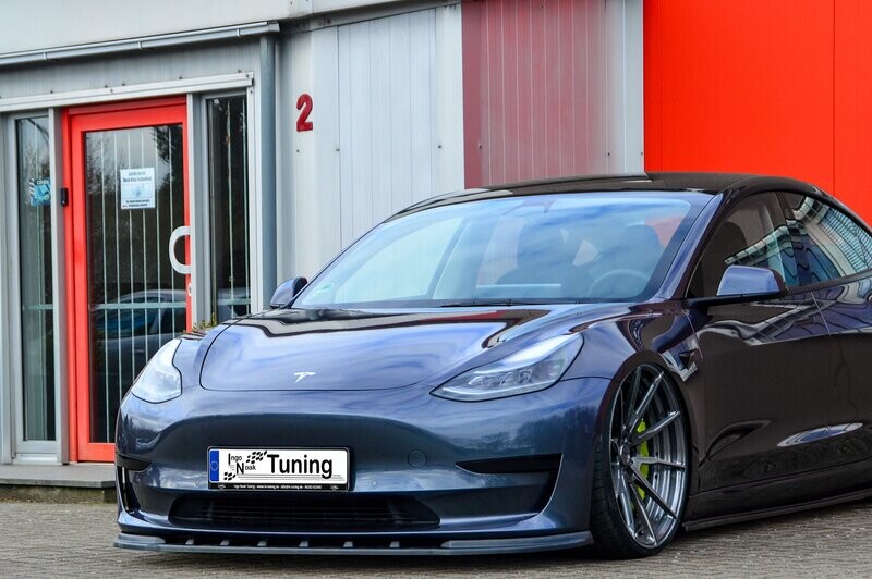 CUP Frontspoilerlippe für Tesla Model 3 ab Bj. 2017- CUP Frontspoilerlippe für Tesla Model 3 ab Bj. 2017-