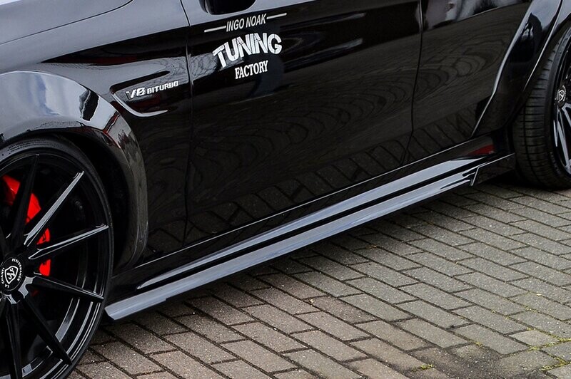 Cup Seitenschweller mit Wing hinten für Mercedes C-Klasse C63AMG+S Cup Seitenschweller mit Wing hinten für Mercedes C-Klasse C63AMG+S
