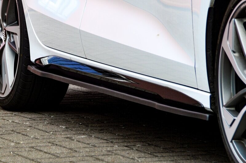 CUP Seitenschweller für Audi A3 8Y S-Line + S3 CUP Seitenschweller für Audi A3 8Y S-Line + S3