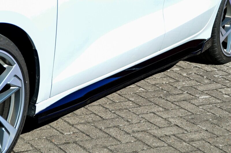 CUP Seitenschweller mit Wing hinten für Audi A3 8Y S-Line + S3 CUP Seitenschweller mit Wing hinten für Audi A3 8Y S-Line + S3