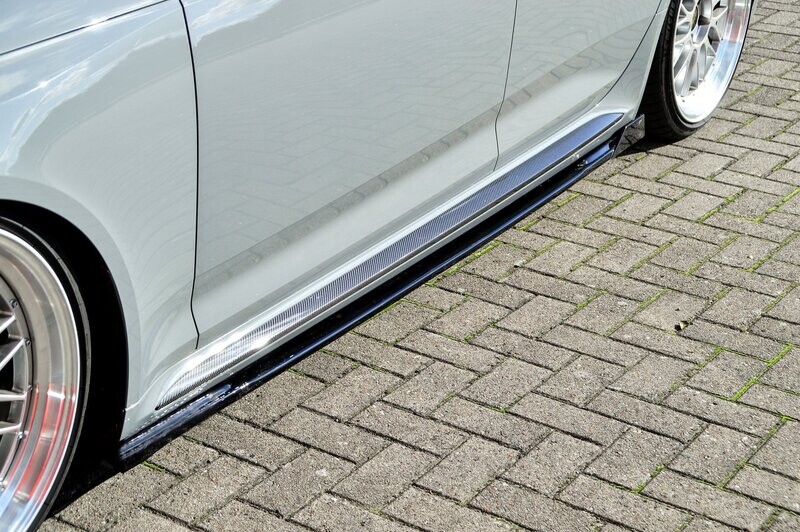 Seitenschweller mit Wing hinten für Audi RS4 B9 Seitenschweller mit Wing hinten für Audi RS4 B9