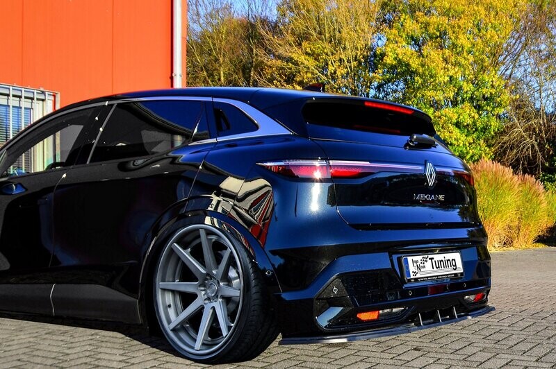 Heckansatz aus ABS für Renault Megane E-Tech Elektric RCB Heckansatz aus ABS für Renault Megane E-Tech Elektric RCB