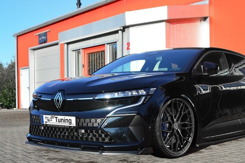 Cup Frontspoilerlippe mit Wings für Renault Megane E-Tech RCB Cup Frontspoilerlippe mit Wings für Renault Megane E-Tech RCB