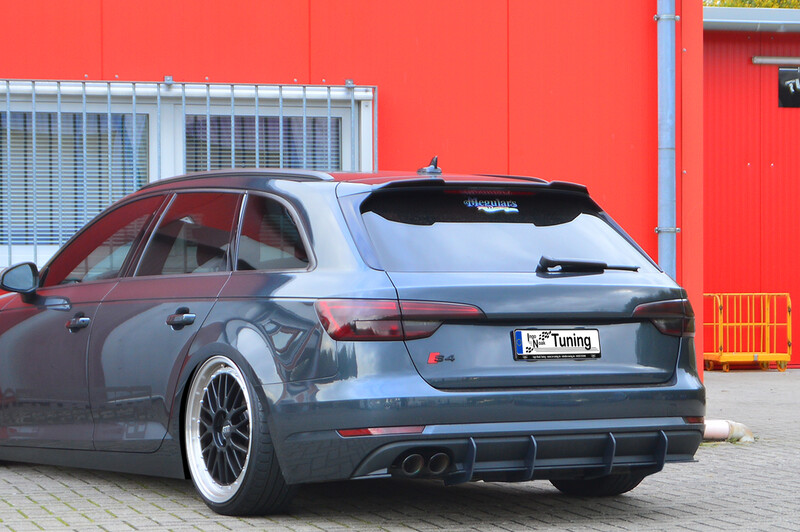 Gefräster Heckansatz aus ABS für Audi A4 B9 Avant Vorfacelift Gefräster Heckansatz aus ABS für Audi A4 B9 Avant Vorfacelift