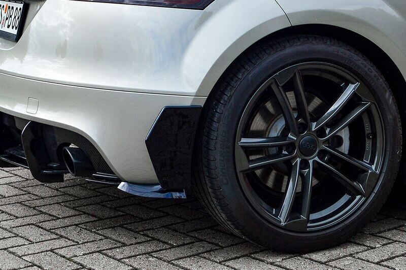 Hintere Seiten Flaps Flicks Satz aus ABS Kunststoff für Audi TT 8J Hintere Seiten Flaps Flicks Satz aus ABS Kunststoff für Audi TT 8J