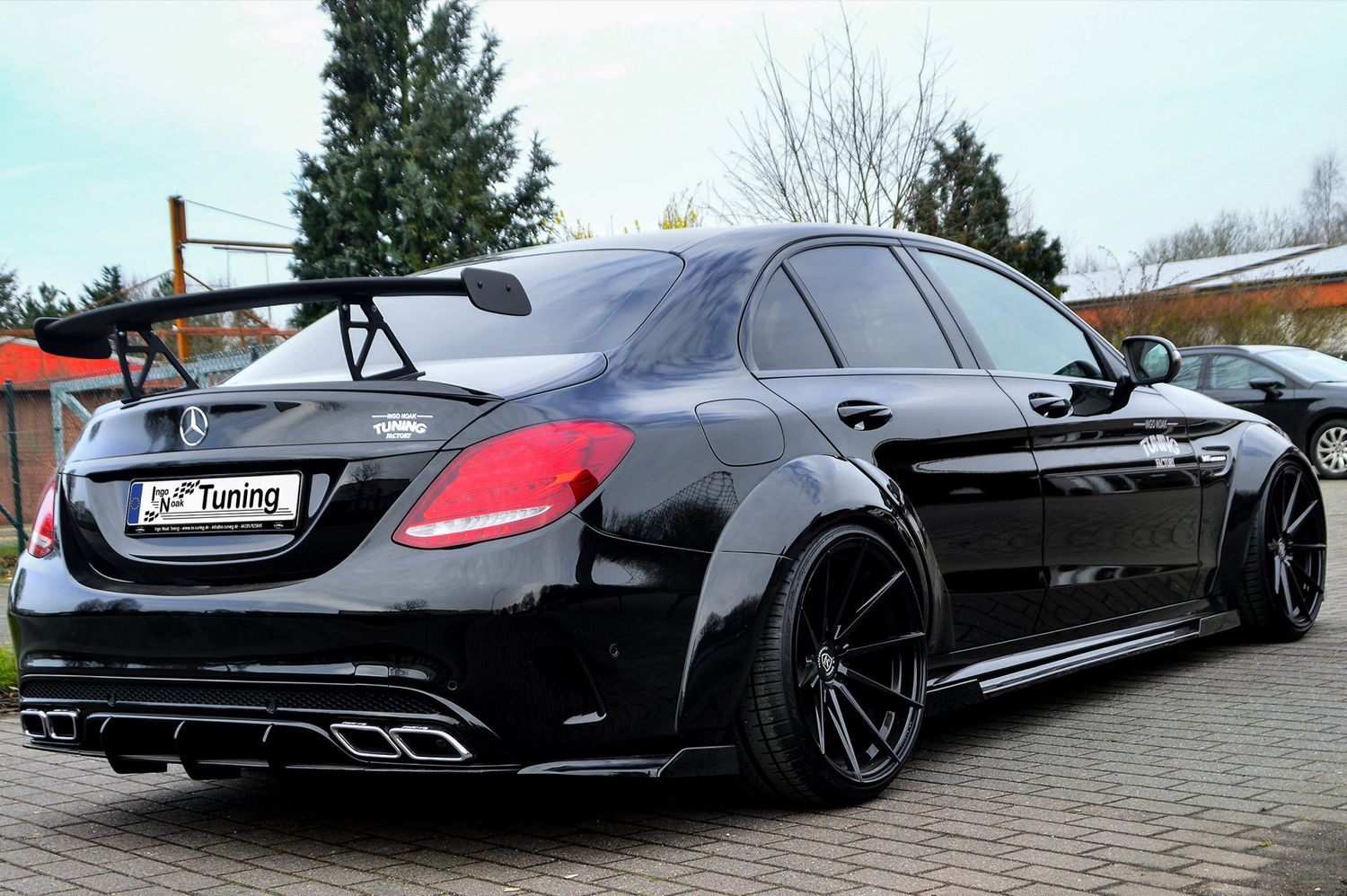 Gefräster Heckansatz für Mercedes C-Klasse C63AMG+S