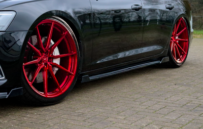 Seitenschwellersatz aus ABS mit seitlichem Wing vorne + hinten Audi A6 C8 Typ F2 Seitenschwellersatz aus ABS mit seitlichem Wing vorne + hinten Audi A6 C8 Typ F2