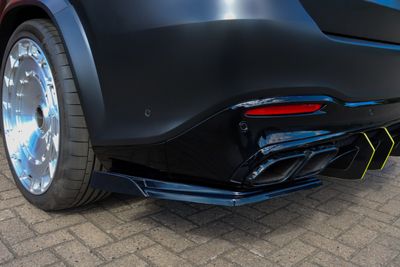 Heckansatz Seitenteile mit Wing für Mercedes GLS 63 AMG 4 Matic Heckansatz Seitenteile mit Wing für Mercedes GLS 63 AMG 4 Matic