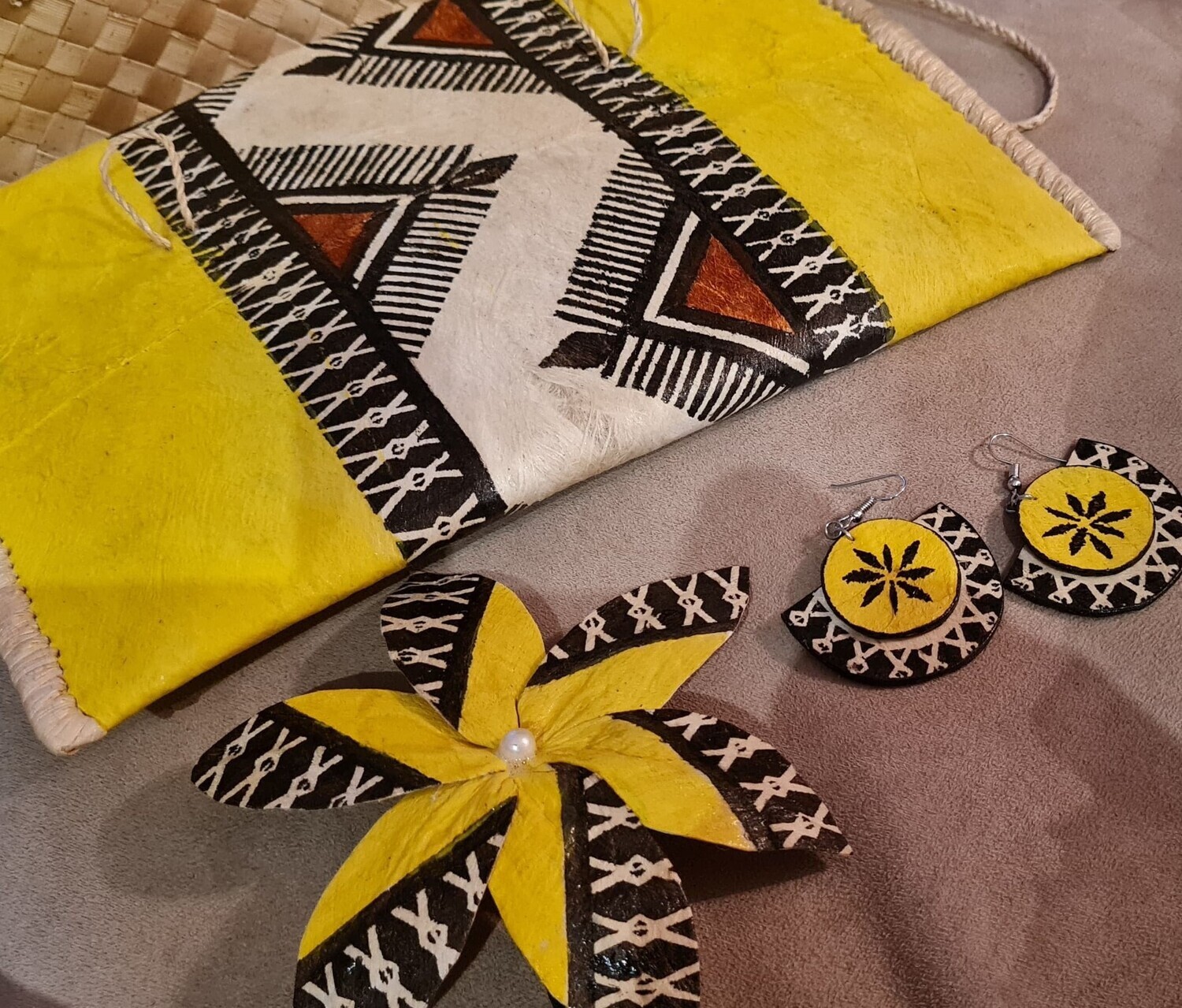 Yellow 3 piece Clutch Set, Earrings, Tekiteki &amp; clutch.