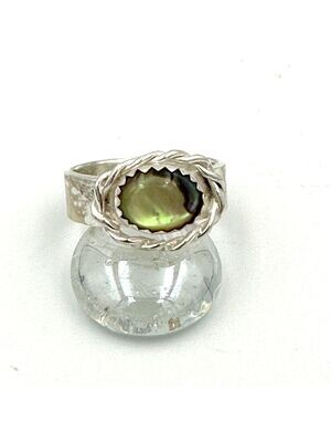 Paua shell ring with twist detail