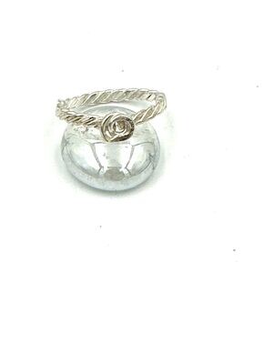 Twisted wire ring with knot detail