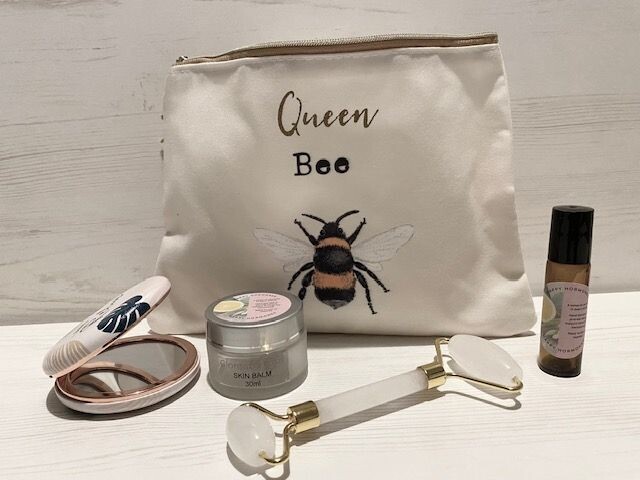 'Bee Collection' Make Up Bag