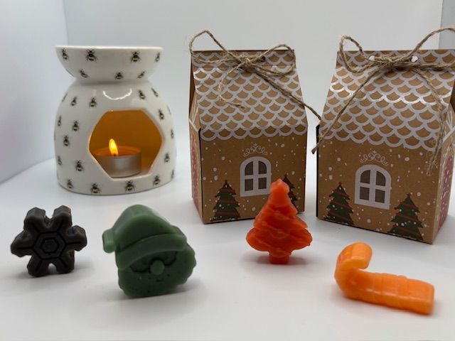 Gingerbread House Festive Wax Melt Gift Box