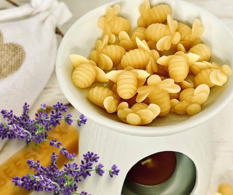 20 Beeswax Bees Wax Melts - Lavender 20 Beeswax Bees Wax Melts - Lavender