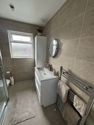 595x295mm Alhambra Range