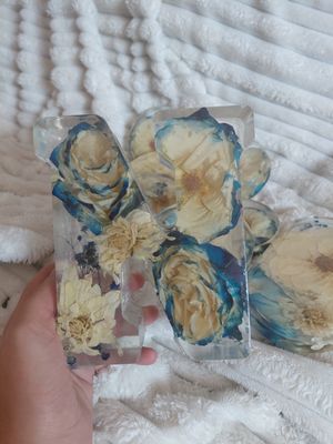 Initial Display Piece