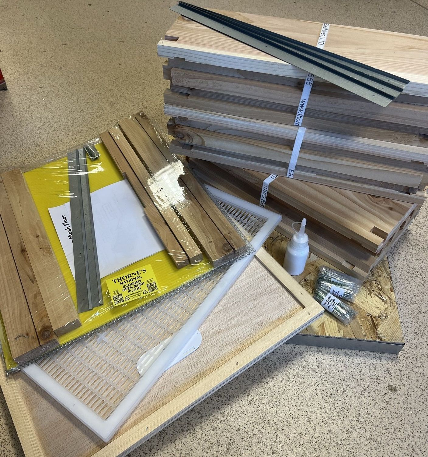 One Day Build Your Own Hive Course - Location Surrey /Kent Border