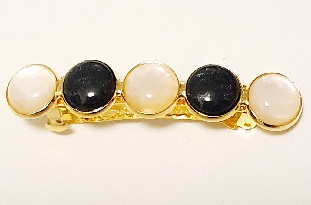 🖤🤍 Mignonne barrette dorée, fillette. 5 cabochons Polaris noirs irisés et blancs nacrés. Fabrication artisanale.