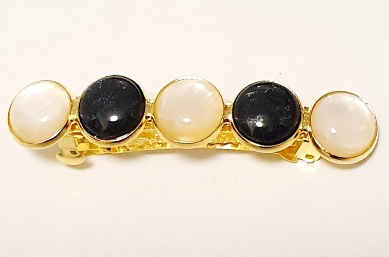 🖤🤍 Mignonne barrette dorée, fillette. 5 cabochons Polaris noirs irisés et blancs nacrés. Fabrication artisanale.
