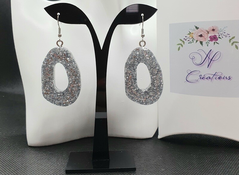 🤩 Superbes boucles d'oreilles ovales baroques 🤩 Idéales pour sublimer vos tenues d'été ⛱️ 🌞