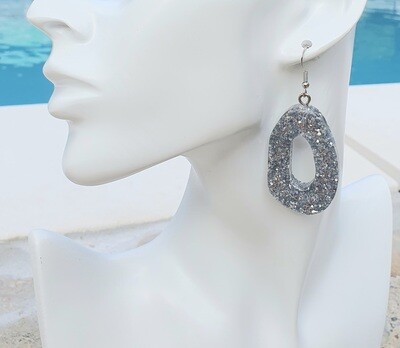 🤩 Superbes boucles d&#39;oreilles ovales baroques 🤩 Idéales pour sublimer vos tenues d&#39;été ⛱️ 🌞