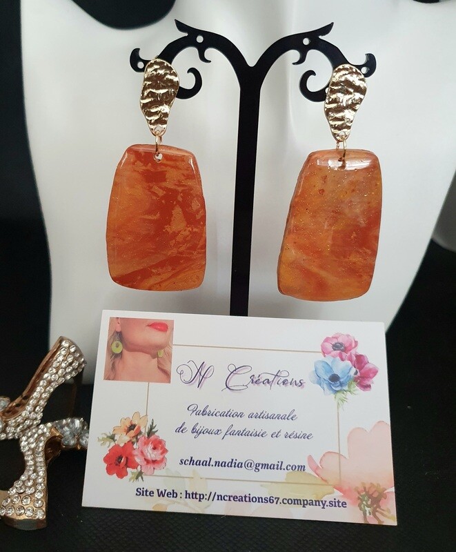 🤩 Nouvelle collection Polymère 🤩 
B.O rectangulaires en argile Polymère caramel marbrées et poudre d'Or. Création artisanale. Exemplaire unique.