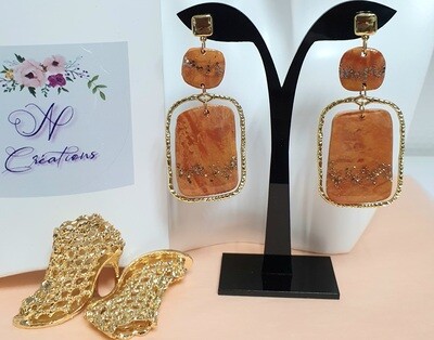 💖 Élégantes boucles d&#39;oreilles rectangulaires en argile Polymère caramel rosé et paillettes. Création artisanale. Exemplaire unique.